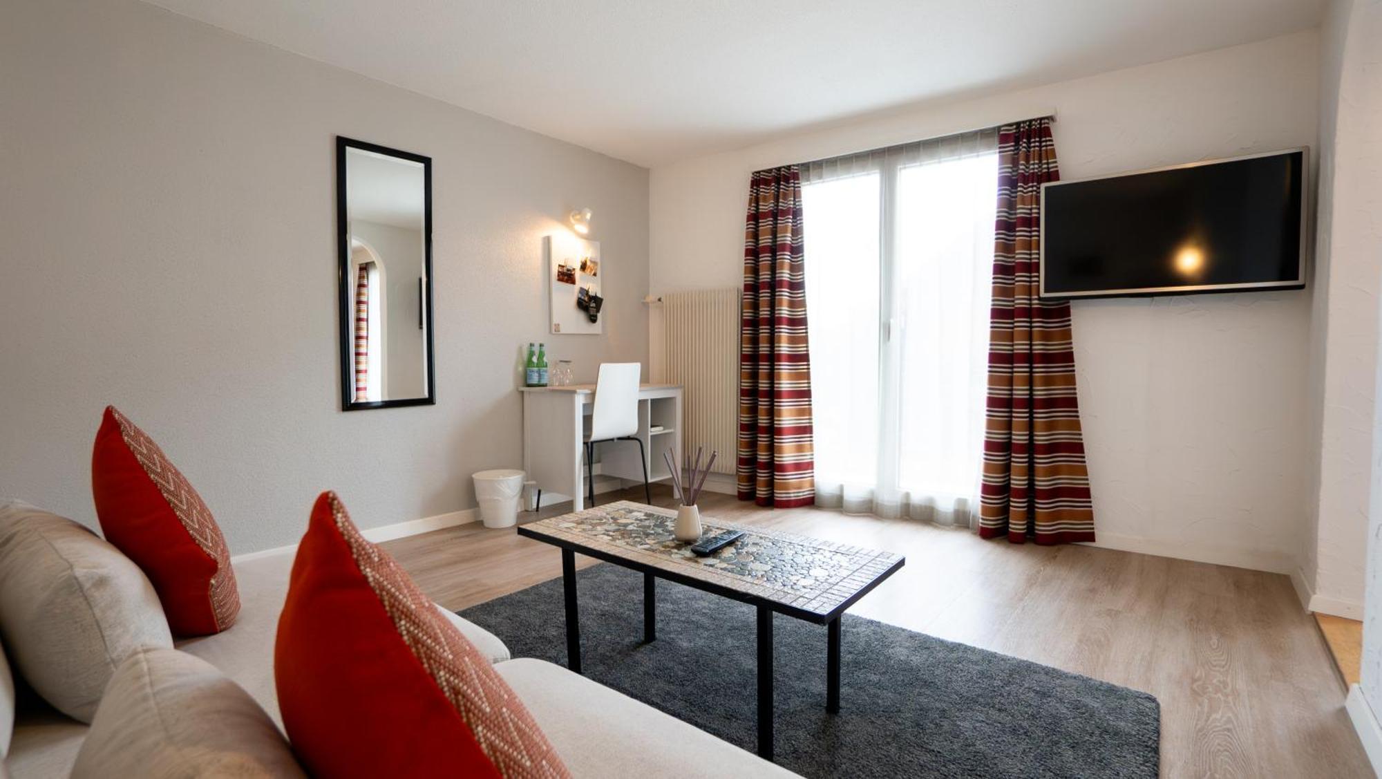 Hotel & Restaurant Roessli Stansstad Kültér fotó